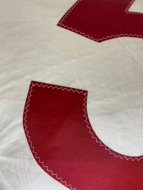 Laundry bag made from upcycled sail 